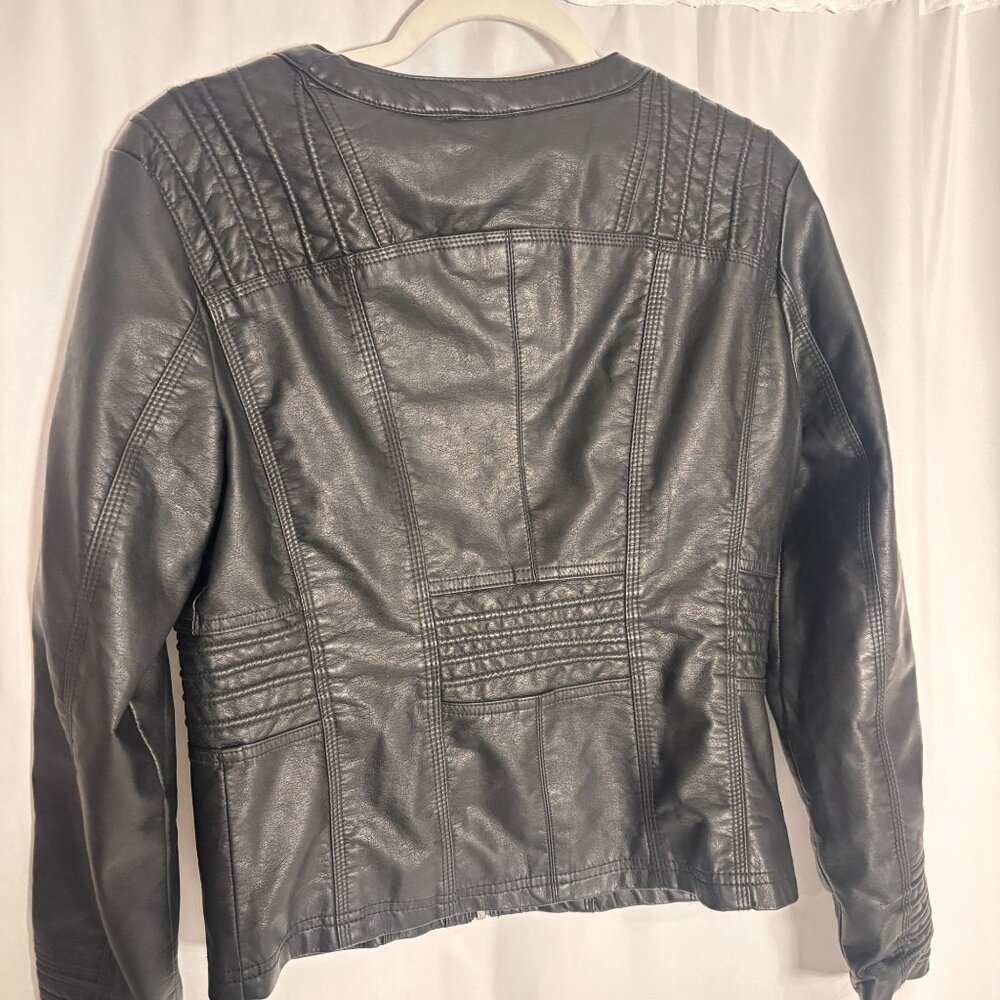 Made By Johnny (MBJ) Women's Faux Leather Mob Wife Moto Biker Jacket - Black - Picture 7 of 9